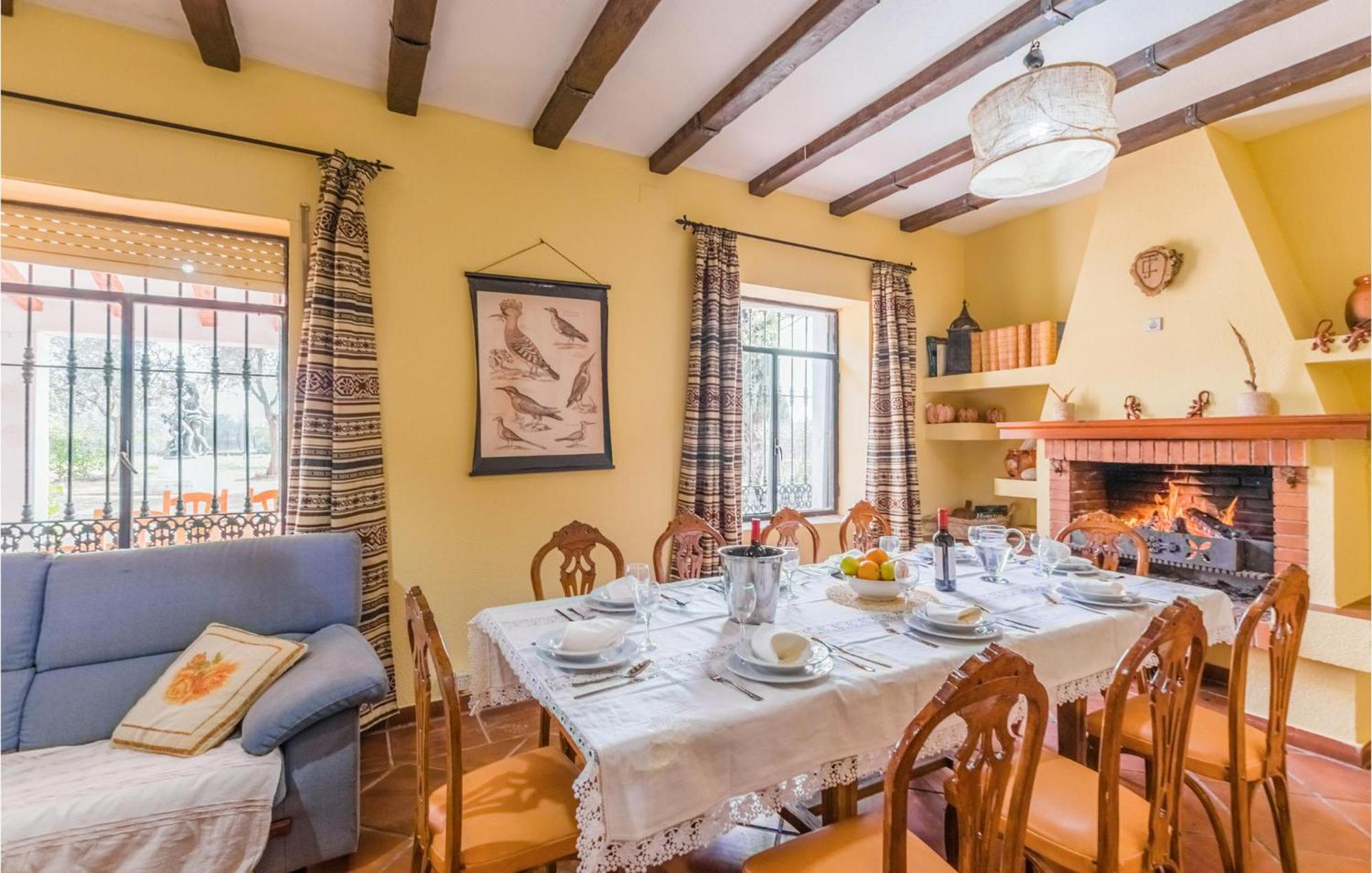 Gorgeous Home In Aldeaquemada With Swimming Pool Kültér fotó
