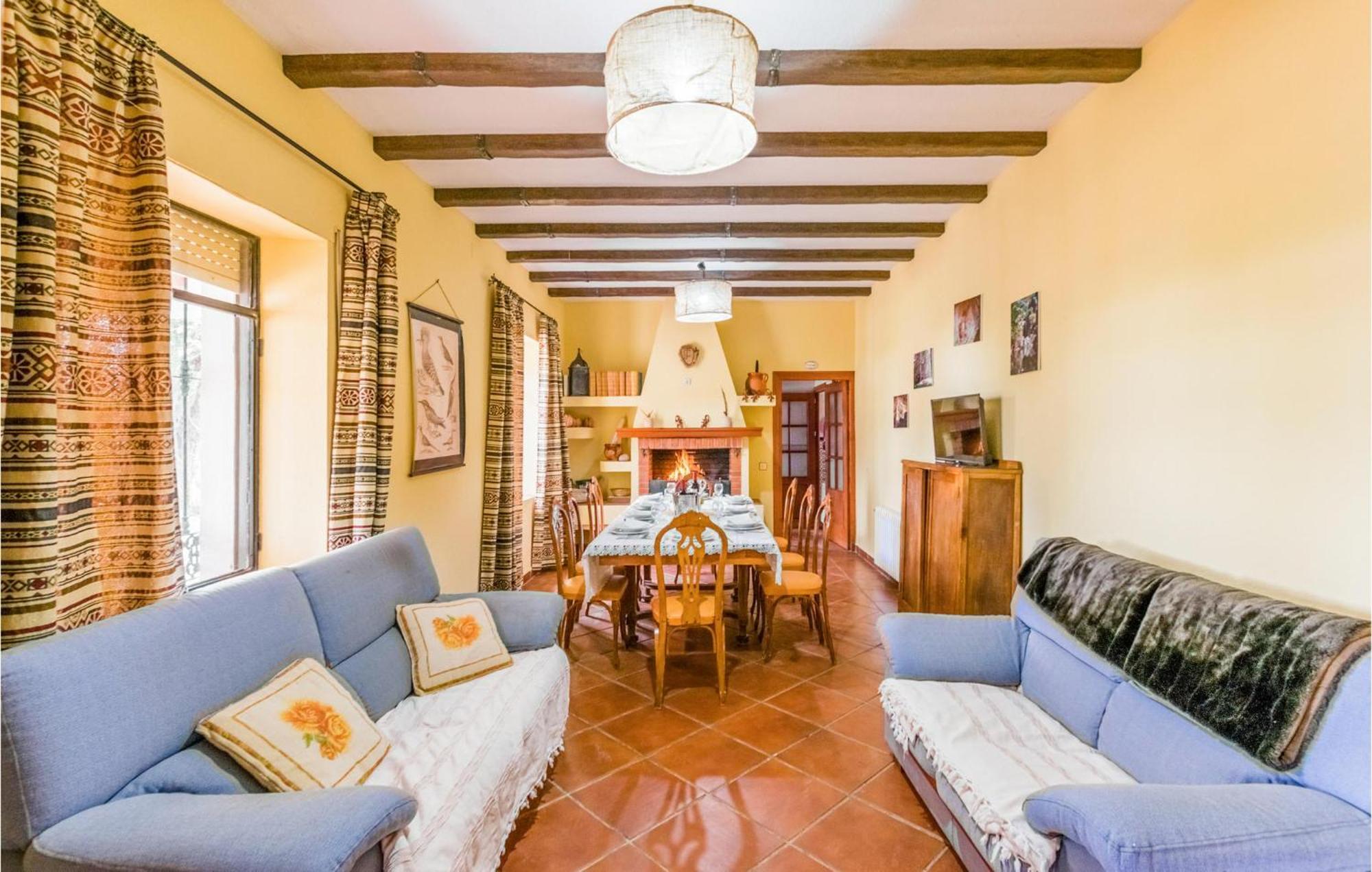 Gorgeous Home In Aldeaquemada With Swimming Pool Kültér fotó