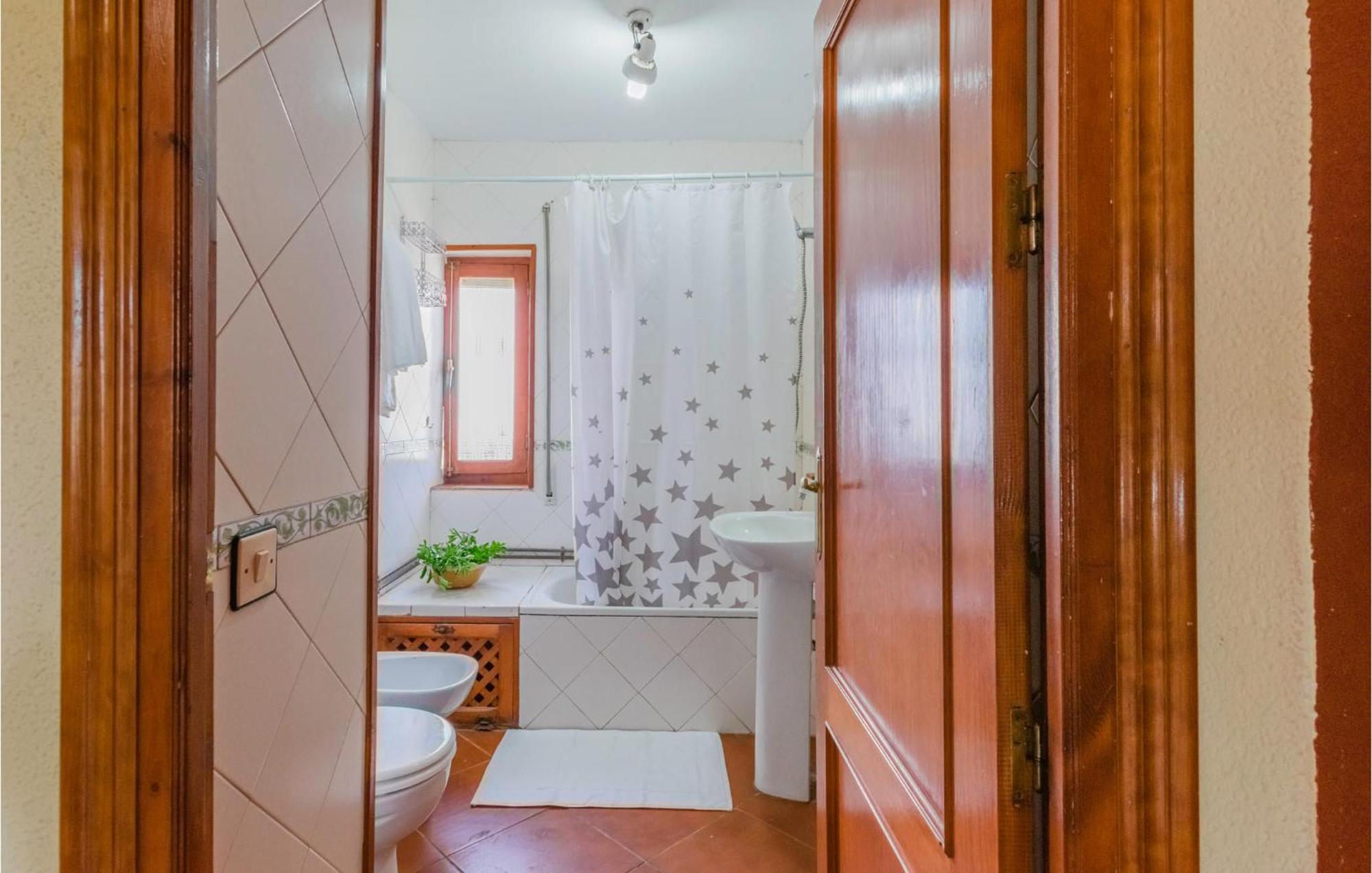 Gorgeous Home In Aldeaquemada With Swimming Pool Kültér fotó