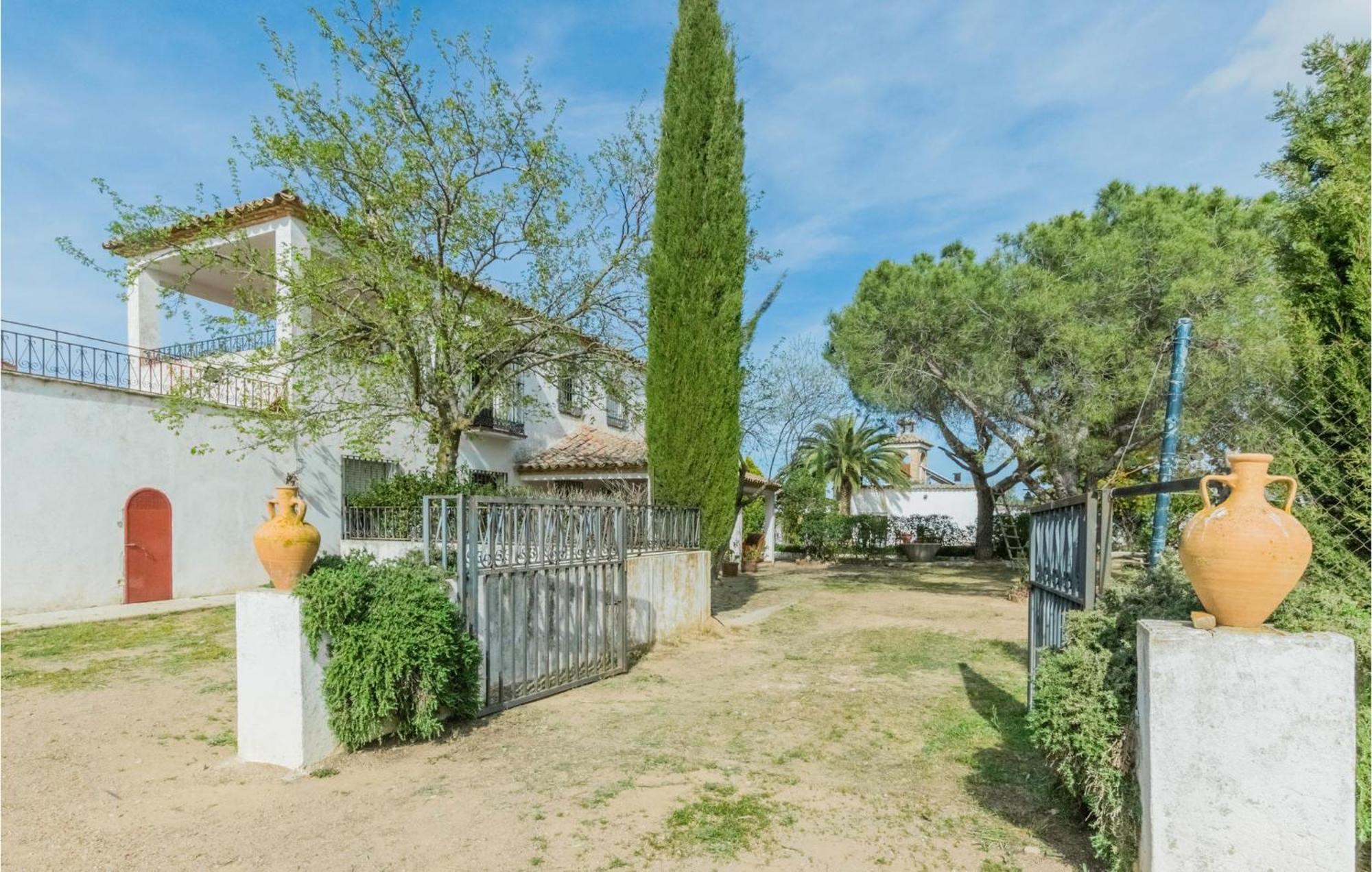 Gorgeous Home In Aldeaquemada With Swimming Pool Kültér fotó